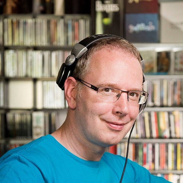 Vinyl dj Carl boek je bij Royaal Artists